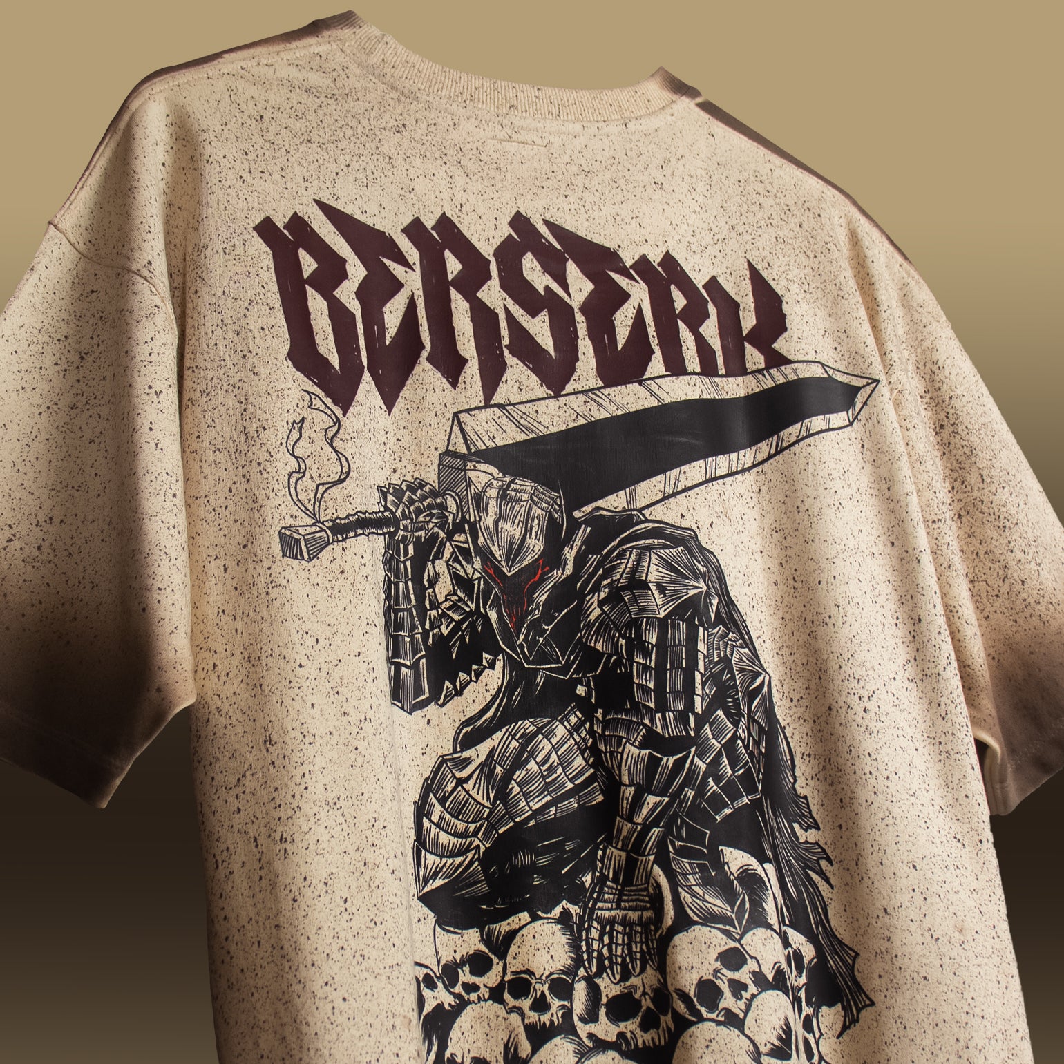 Berserk / Oversized T-shirt  SleekandPeek