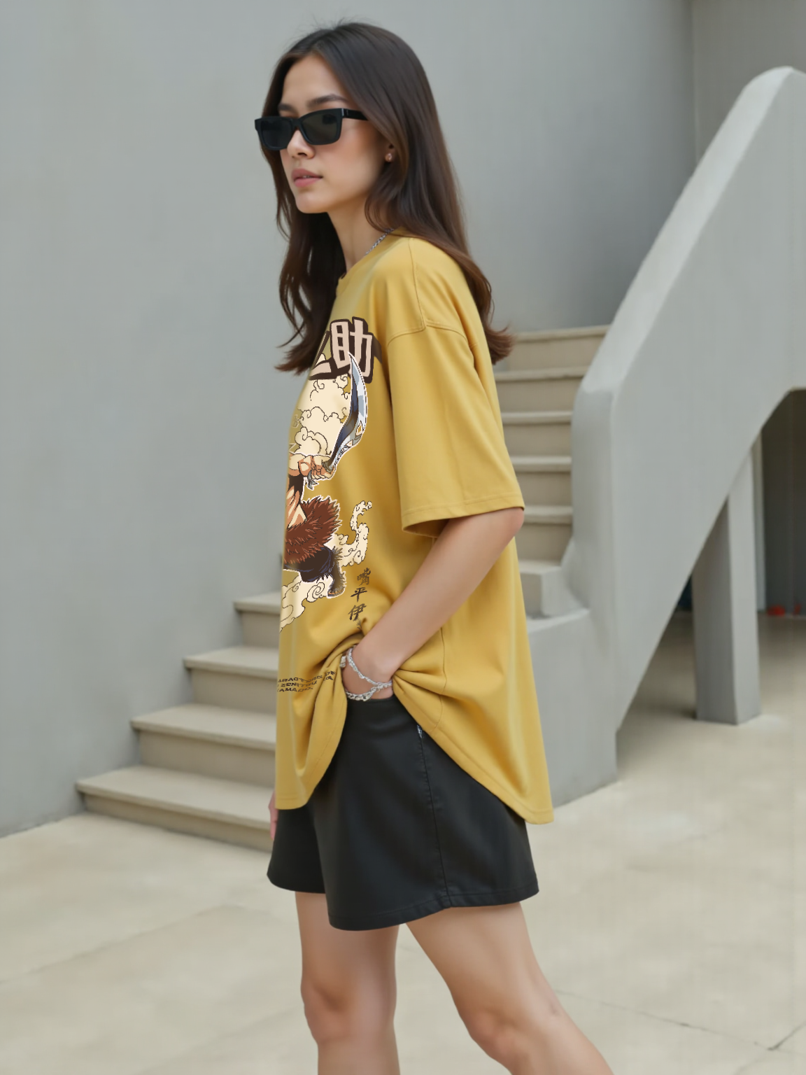 Beastly Blades / Inosuke's Oversized T-shirt -For Women- Sleekandpeek