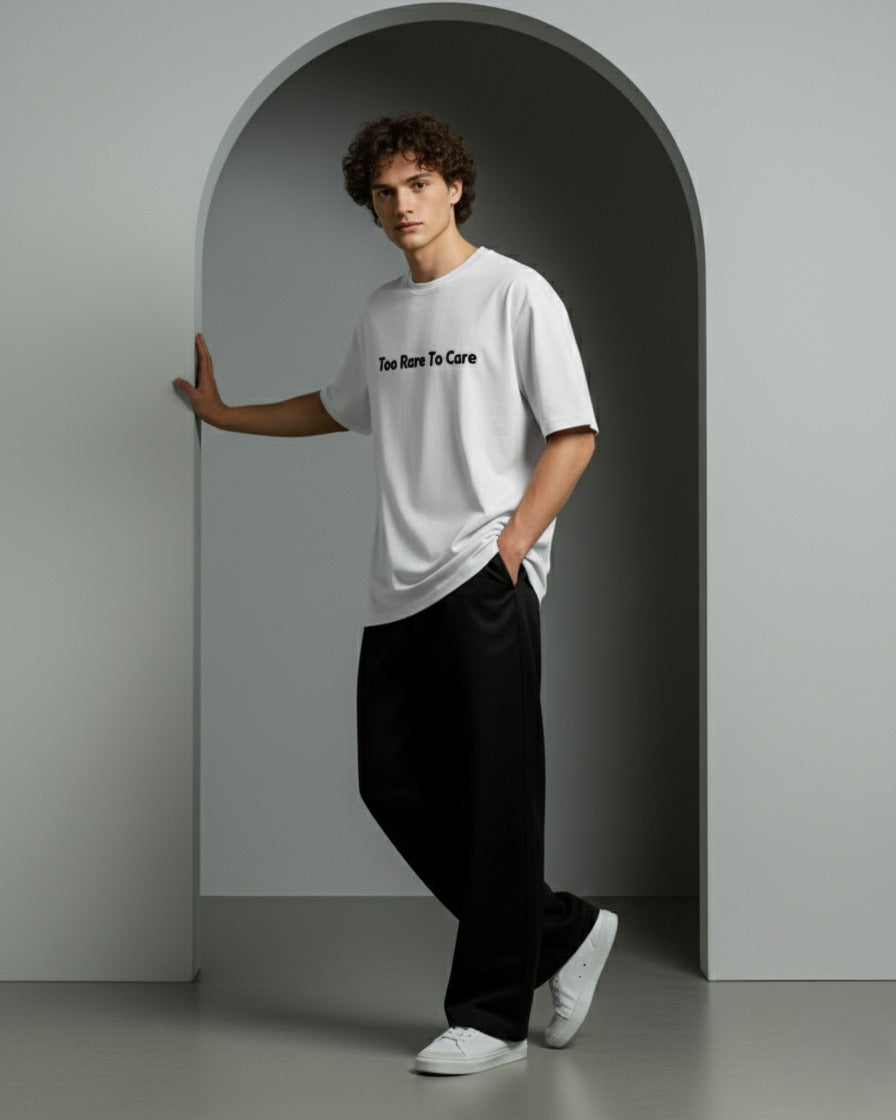 Too Rare To Care / Oversized T-shirt