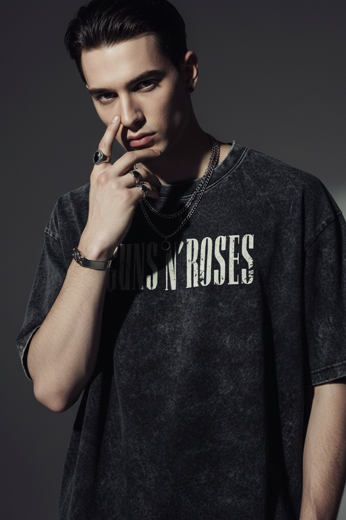 Guns and roses / Acid Wash Oversized T-shirt